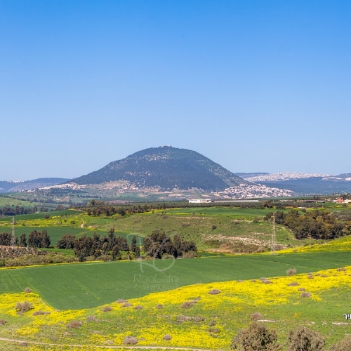 Mount Tabor north of Issachar highland